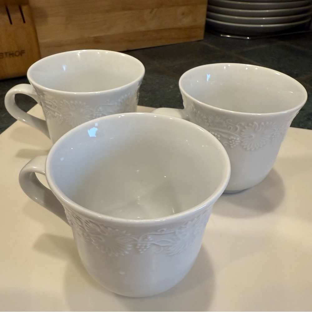 3 Pillivuyt France White Porcelain Le Vigne Grapevine tea Cups mug Replacement